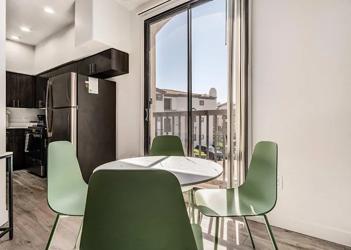 Boulevard Luxe Loft By Stadium Pool Parking Gym 04 Apartment