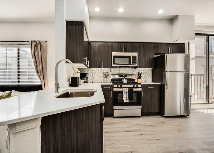 Apartment Boulevard Luxe Loft By Stadium Pool Parking Gym 04 Glendale